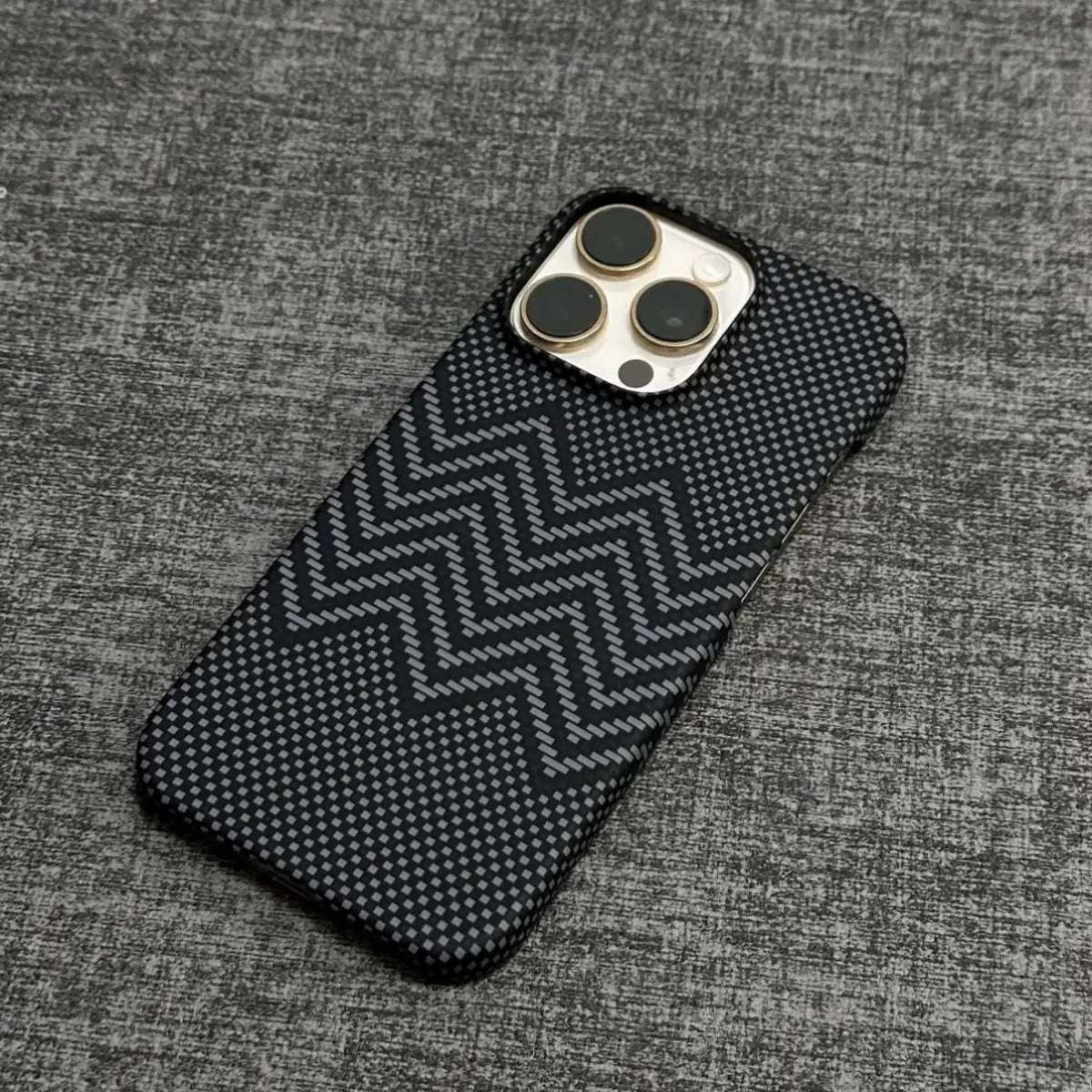 Kevlar Carbon Fiber iPhone Case